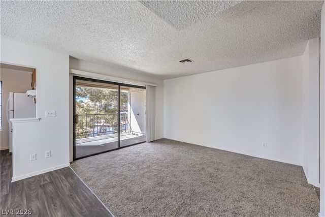 4824 Nara Vista Way 201, Las Vegas, NV 89103