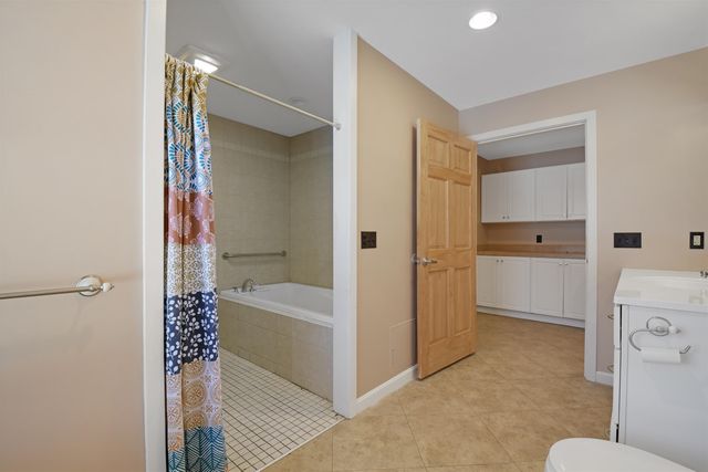 175 Main Street, Grafton, NH 03240
