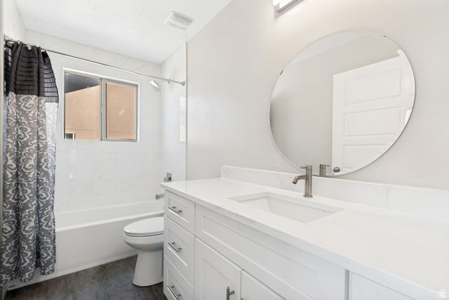 7462 S SUNSET MAPLE DR, West Jordan, UT 84081