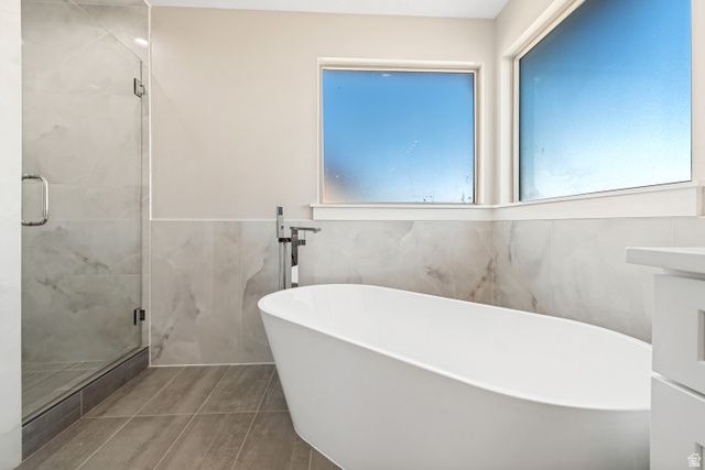 7462 S SUNSET MAPLE DR, West Jordan, UT 84081