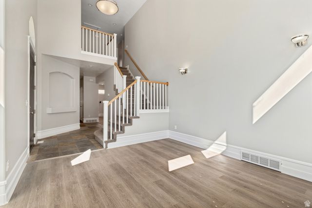 7462 S SUNSET MAPLE DR, West Jordan, UT 84081