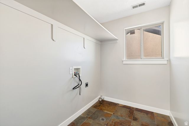 7462 S SUNSET MAPLE DR, West Jordan, UT 84081