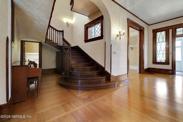 2160 OAK Street, Jacksonville, FL 32204