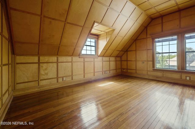 2160 OAK Street, Jacksonville, FL 32204