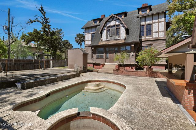 2160 OAK Street, Jacksonville, FL 32204