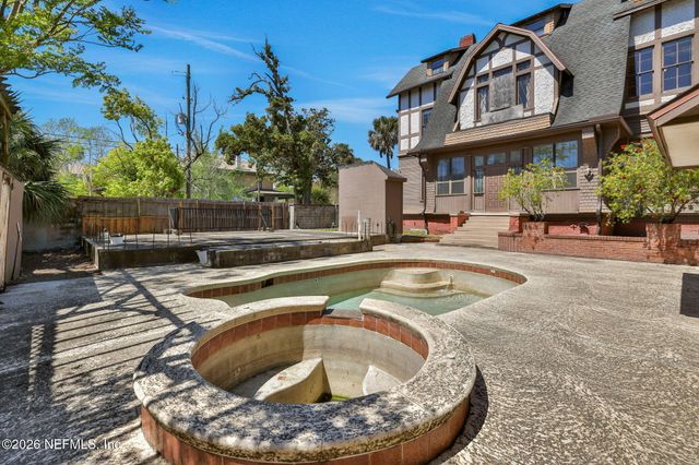 2160 OAK Street, Jacksonville, FL 32204