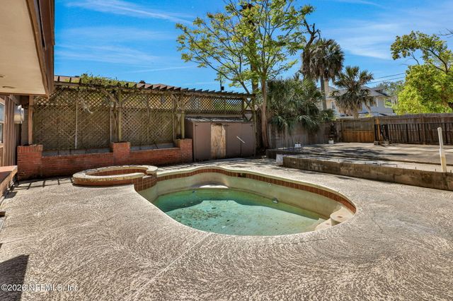 2160 OAK Street, Jacksonville, FL 32204