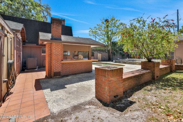 2160 OAK Street, Jacksonville, FL 32204