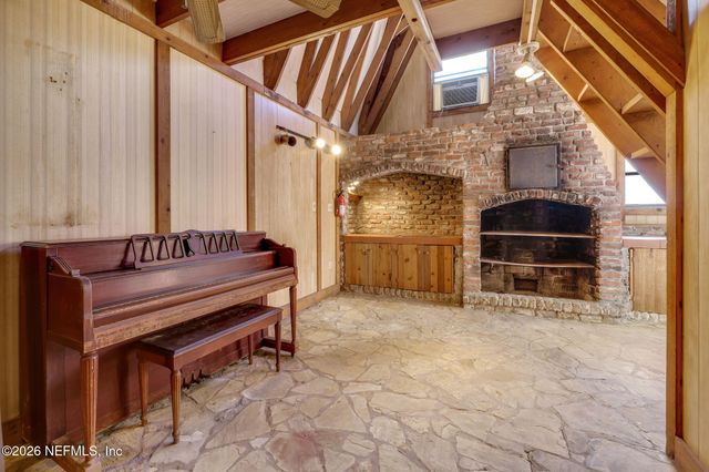 2160 OAK Street, Jacksonville, FL 32204