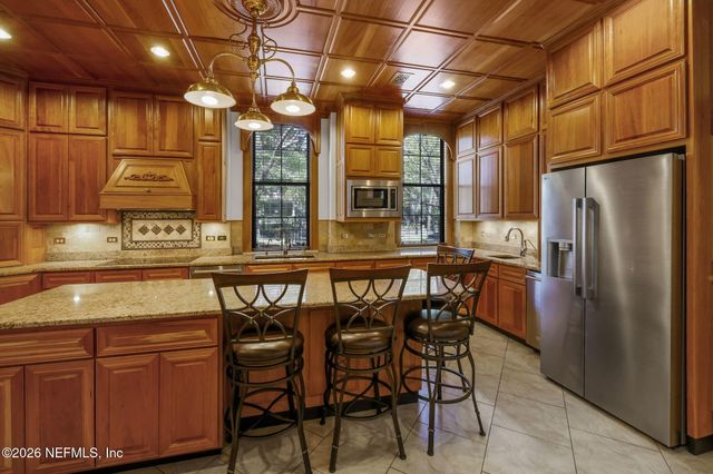 2160 OAK Street, Jacksonville, FL 32204