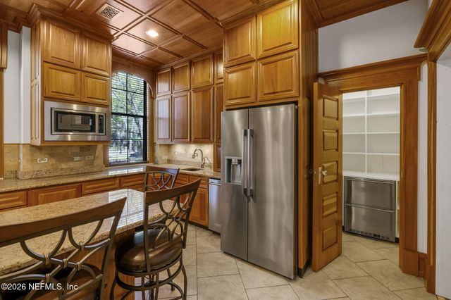 2160 OAK Street, Jacksonville, FL 32204