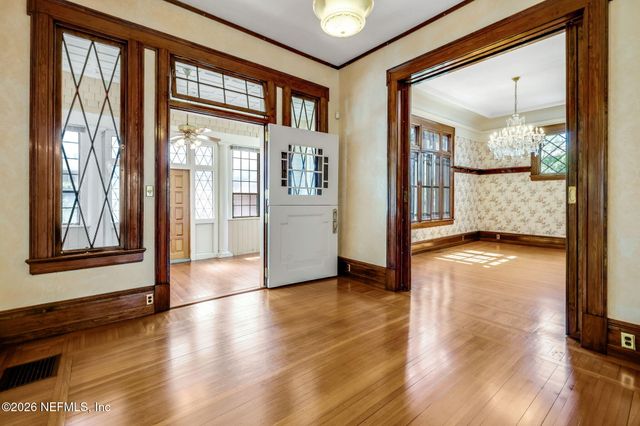 2160 OAK Street, Jacksonville, FL 32204