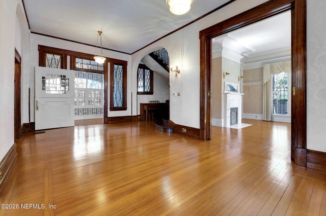 2160 OAK Street, Jacksonville, FL 32204