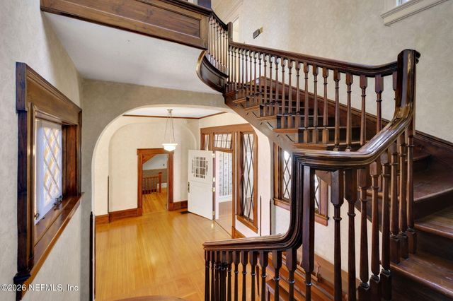 2160 OAK Street, Jacksonville, FL 32204