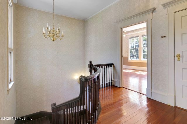 2160 OAK Street, Jacksonville, FL 32204