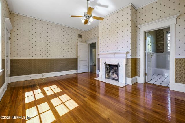 2160 OAK Street, Jacksonville, FL 32204