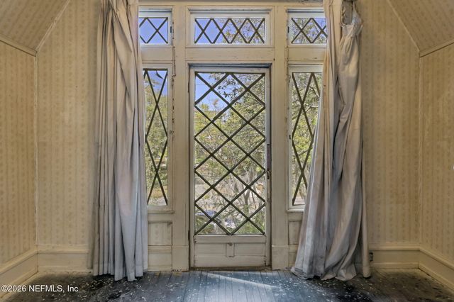 2160 OAK Street, Jacksonville, FL 32204