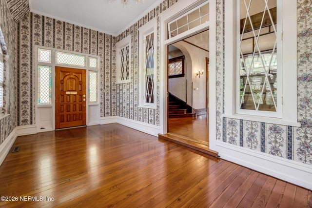 2160 OAK Street, Jacksonville, FL 32204