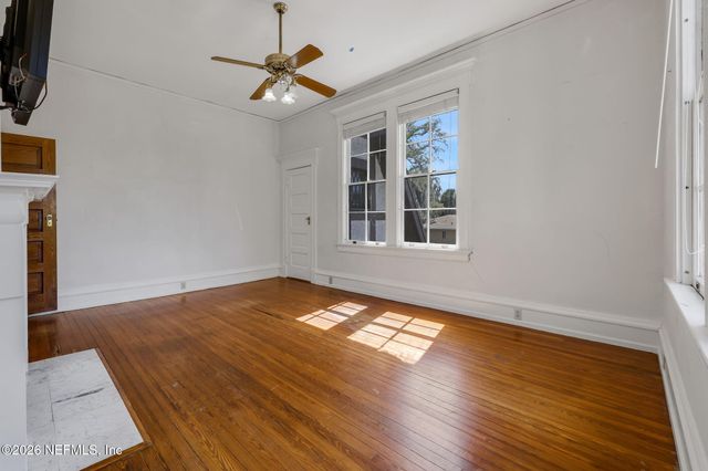 2160 OAK Street, Jacksonville, FL 32204