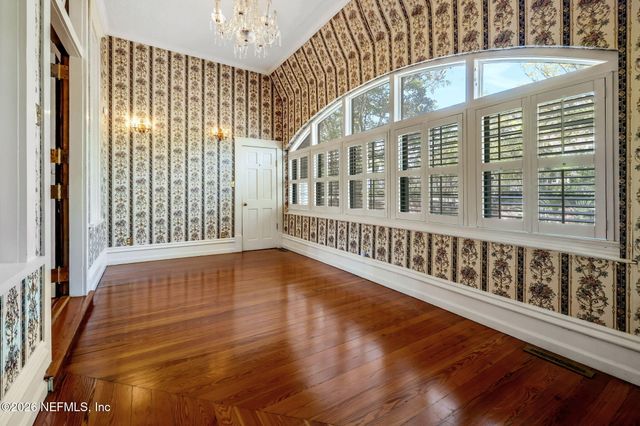 2160 OAK Street, Jacksonville, FL 32204