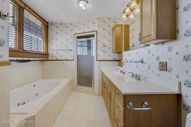 2160 OAK Street, Jacksonville, FL 32204