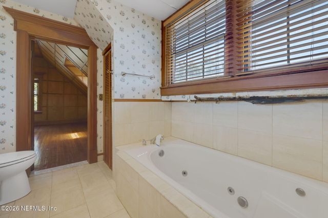 2160 OAK Street, Jacksonville, FL 32204