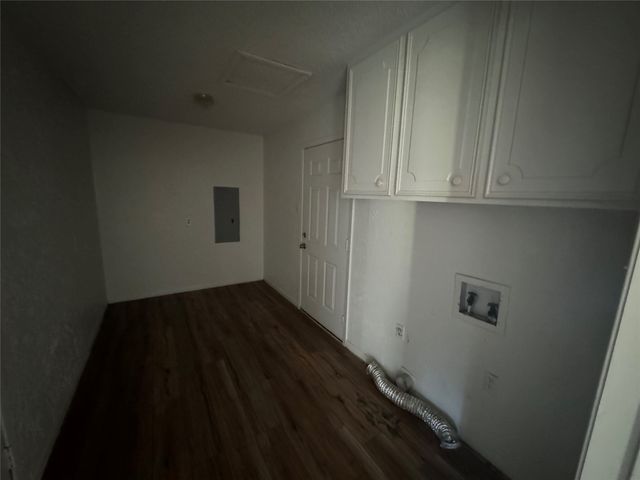 130 Seaside Drive, Gun Barrel City, TX 75156