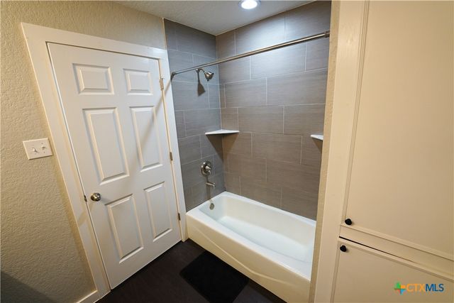 3363 Fm 713, Lockhart, TX 78644