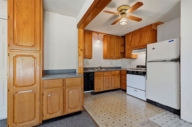 207 E Fm 120, Pottsboro, TX 75076