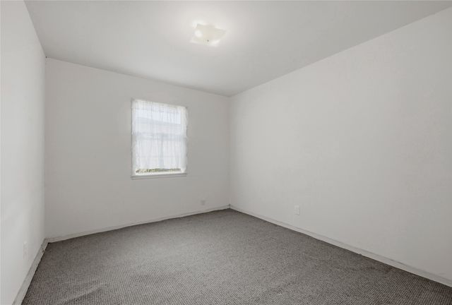 207 E Fm 120, Pottsboro, TX 75076