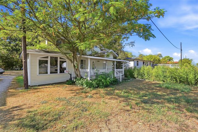 207 E Fm 120, Pottsboro, TX 75076