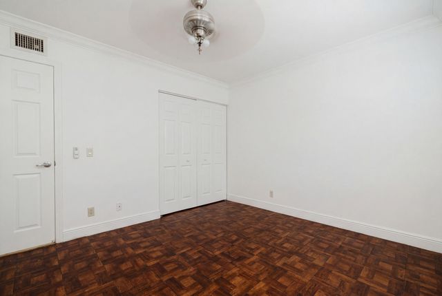 109 Lake Emerald Drive, Oakland Park, FL 33309