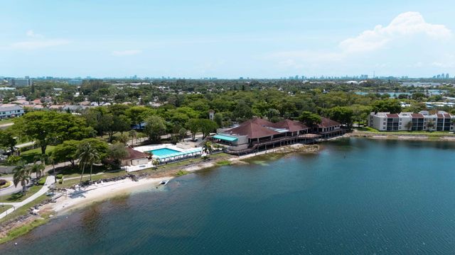109 Lake Emerald Drive, Oakland Park, FL 33309