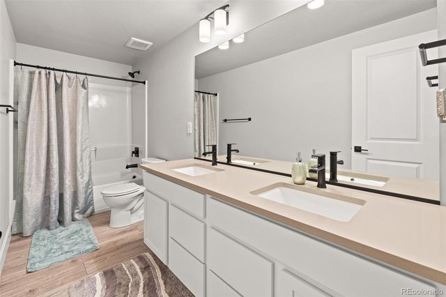 1535 S Sunfield Drive, Milliken, CO 80543