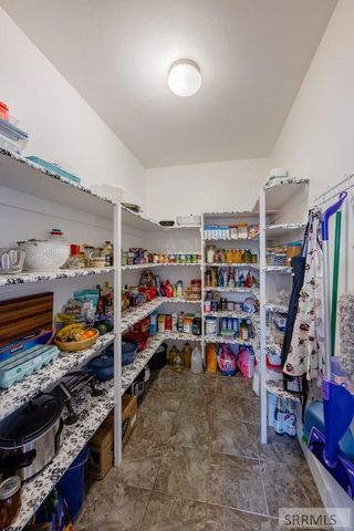 3979 Hangman's Loop, Menan, ID 83434