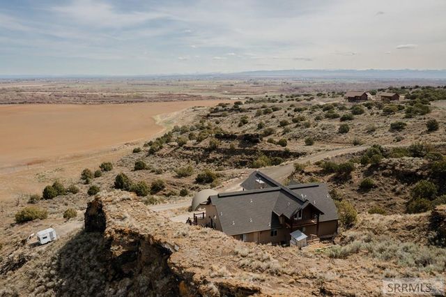 3979 Hangman's Loop, Menan, ID 83434