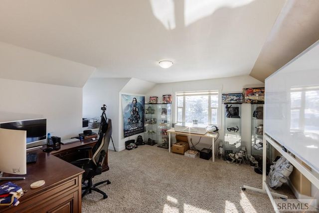 3979 Hangman's Loop, Menan, ID 83434