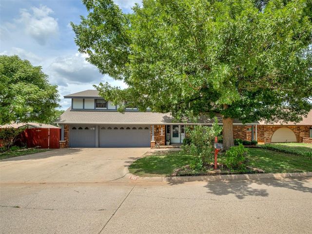 8125 Willow Creek Boulevard, Oklahoma City, OK 73162