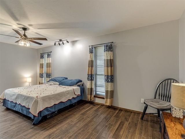 8125 Willow Creek Boulevard, Oklahoma City, OK 73162