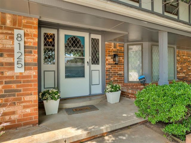 8125 Willow Creek Boulevard, Oklahoma City, OK 73162