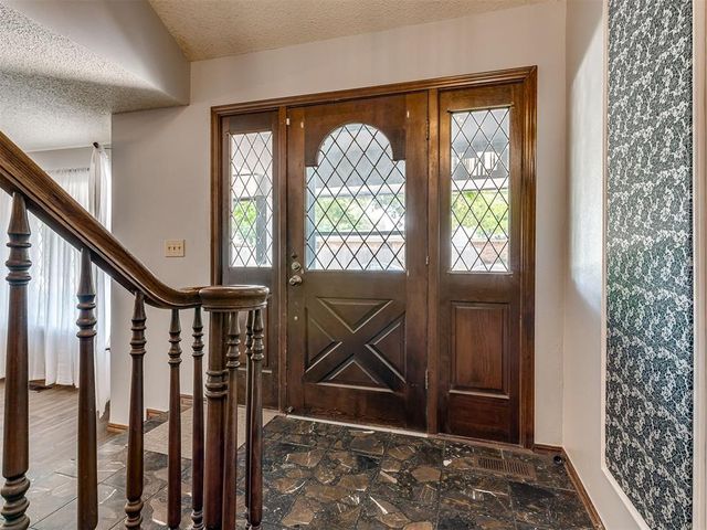 8125 Willow Creek Boulevard, Oklahoma City, OK 73162