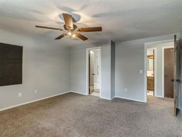 8125 Willow Creek Boulevard, Oklahoma City, OK 73162
