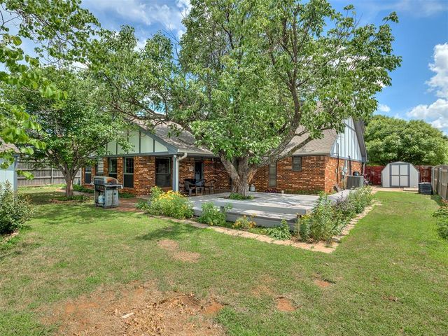 8125 Willow Creek Boulevard, Oklahoma City, OK 73162