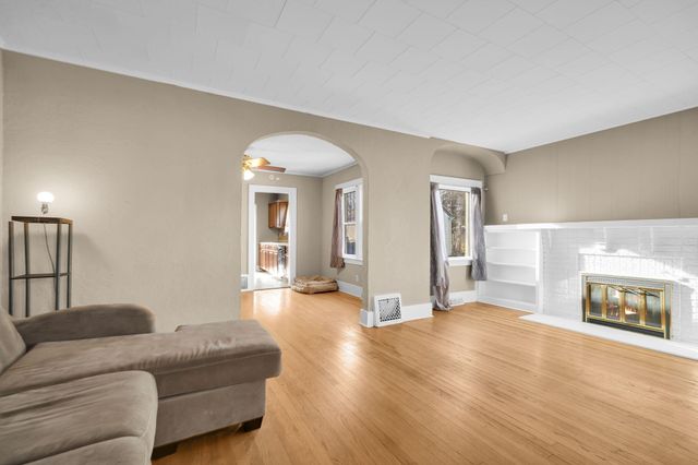 910 Miller Road, Kalamazoo City, MI 49001