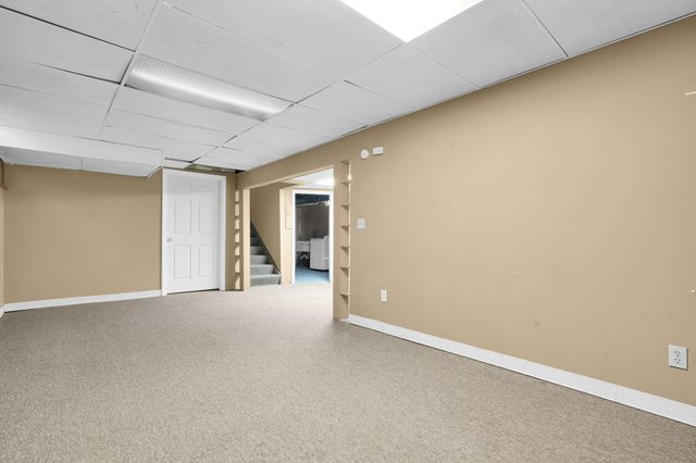 910 Miller Road, Kalamazoo City, MI 49001