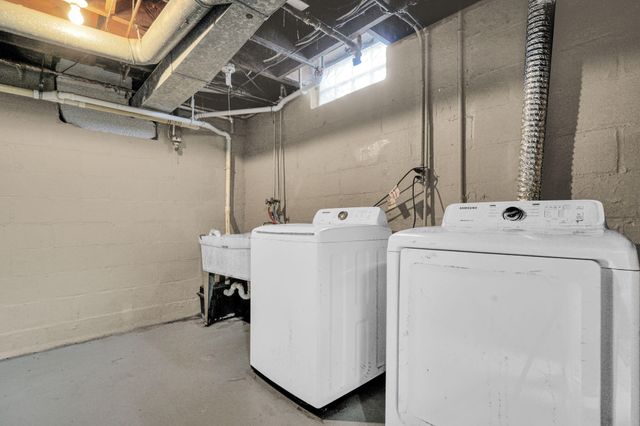 910 Miller Road, Kalamazoo City, MI 49001