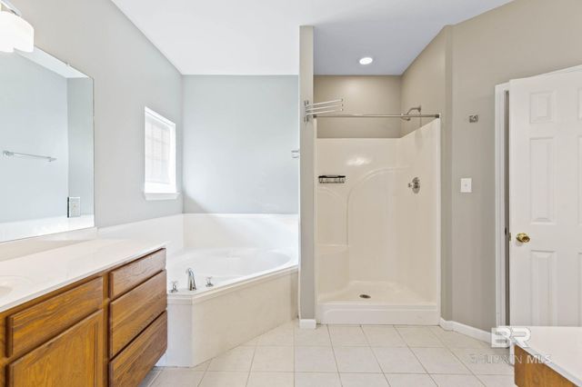 4 Yacht Club Drive 3, Daphne, AL 36526