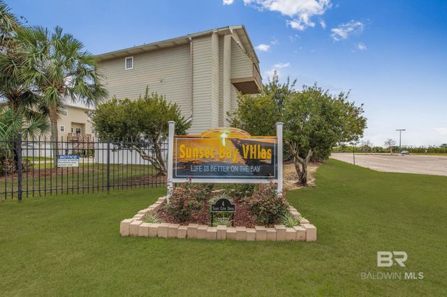 4 Yacht Club Drive 3, Daphne, AL 36526