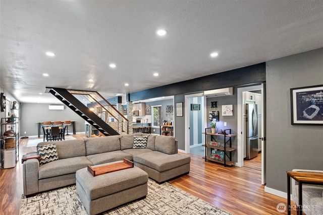 5571 SE Nelson Road, Olalla, WA 98359