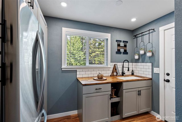 5571 SE Nelson Road, Olalla, WA 98359